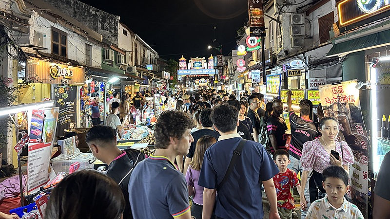 China-Malaysia Visa-Free Travel Starts July 17 China_Malaysia_Visa_Free_Travel_Starts_July_17