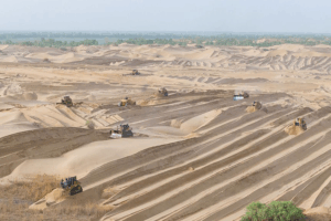 China_Marks_Sandstorm_Day_With_Tech_Driven_Green_Push