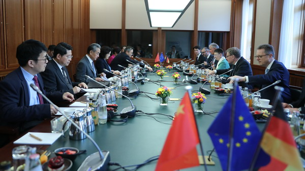 China, Germany Reaffirm Ties at 8th Strategic Dialogue China__Germany_Reaffirm_Ties_at_8th_Strategic_Dialogue