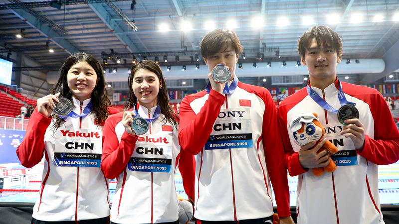 Chinese Mainland Team Nets Two Silvers as Marchand Breaks Medley World Record Chinese_Mainland_Team_Nets_Two_Silvers_as_Marchand_Breaks_Medley_World_Record
