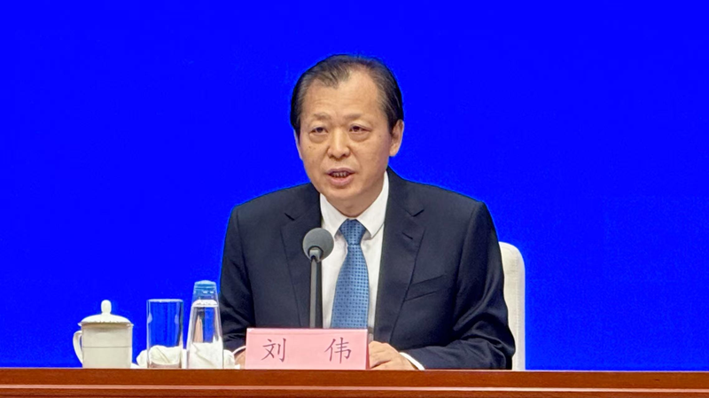 Chinese_Mainland_s_Transport_Network_Soars_Under_14th_Five_Year_Plan video poster