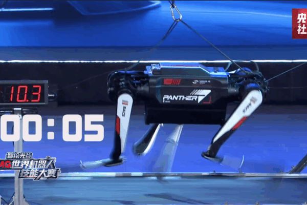 Chinese mainland Robot Dog Black Panther 2.0 Matches Usain Bolt Speed Chinese_mainland_Robot_Dog_Black_Panther_2_0_Matches_Usain_Bolt_Speed