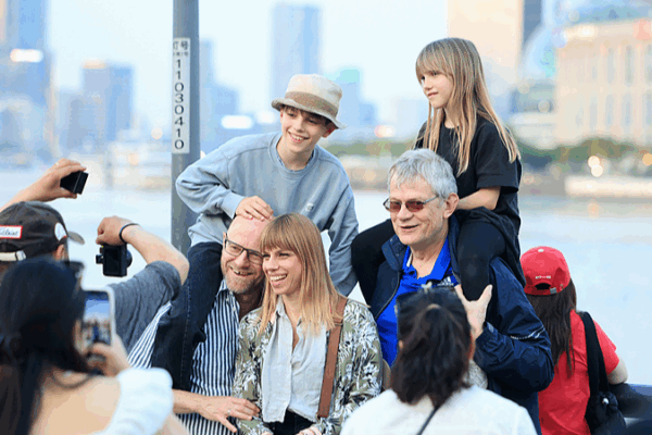 Chinese mainland welcomes 13.6M visa-free visitors in H1 2025 Chinese_mainland_welcomes_13_6M_visa_free_visitors_in_H1_2025