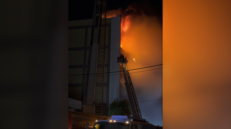 Deadly_Supermarket_Fire_in_Kut__Iraq_Claims_Dozens_of_Lives video poster