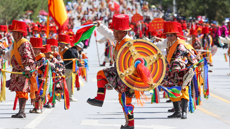 Yushu’s Khampa Parade Brings Tibetan Culture to Life Yushu’s Khampa Parade Brings Tibetan Culture to Life