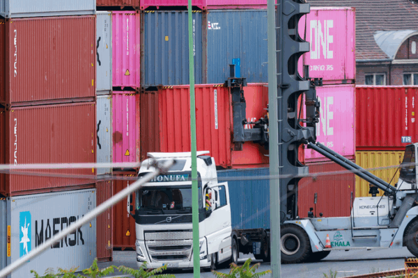 EU Firms Call for ‘Business First’ Response to US Tariff Threats EU_Firms_Call_for__Business_First__Response_to_US_Tariff_Threats