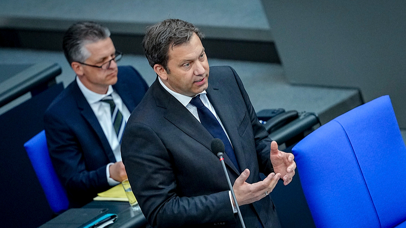 Germany Urges EU to Brace for U.S. 30% Tariff Showdown Germany_Urges_EU_to_Brace_for_U_S__30__Tariff_Showdown