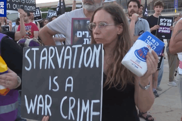 Global Protests Rally Against Gaza Starvation Amid Siege Global_Protests_Rally_Against_Gaza_Starvation_Amid_Siege