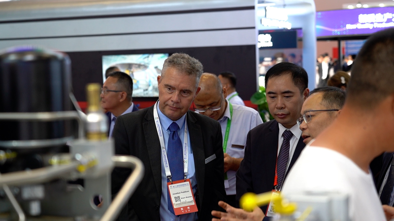 Global_Rail_Innovators_Converge_in_Beijing_for_12th_High_Speed_Rail_Congress video poster