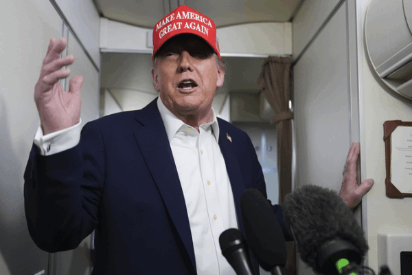 Trump Unveils 10%–70% Tariffs in Letters to 12 Countries Trump Unveils 10%–70% Tariffs in Letters to 12 Countries