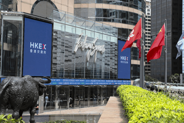 Hong Kong Stocks Rally: IPO Boom Signals Renewed Capital Confidence Hong_Kong_Stocks_Rally__IPO_Boom_Signals_Renewed_Capital_Confidence