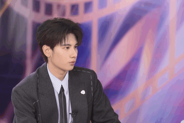 Hu Xianxu on Tech’s Role in Film: Insights from the 2025 SCO Festival Hu_Xianxu_on_Tech_s_Role_in_Film__Insights_from_the_2025_SCO_Festival video poster
