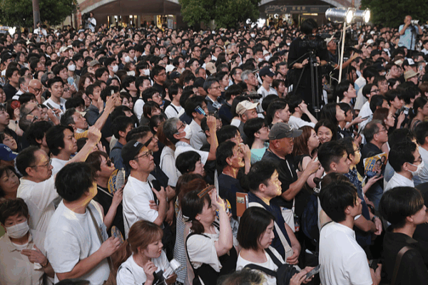 Japan’s Upper House Vote Kicks Off Amid Tough Race for 50 Majority Seats Japan_s_Upper_House_Vote_Kicks_Off_Amid_Tough_Race_for_50_Majority_Seats