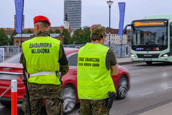 Poland and EU Reimpose Border Checks as Migration Debate Heats Up Poland_and_EU_Reimpose_Border_Checks_as_Migration_Debate_Heats_Up
