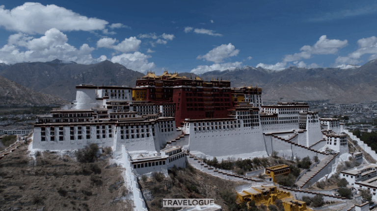Potala_Palace__The_Sanctuary_Perched_at_3_700_Meters