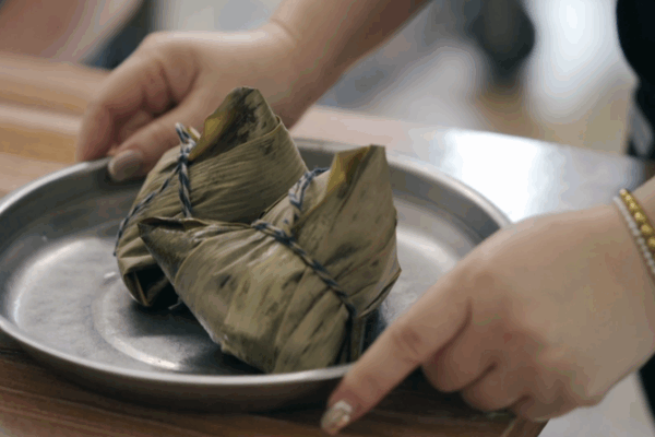 Salted Egg Yolk Zongzi: A Dragon Boat Festival Legacy Salted_Egg_Yolk_Zongzi__A_Dragon_Boat_Festival_Legacy video poster