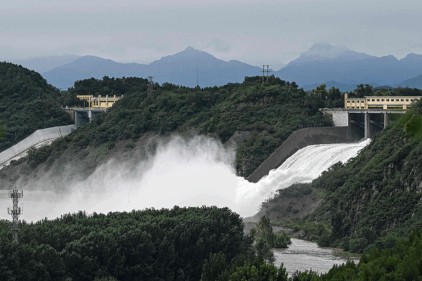 Severe Floods Strike Northern Chinese Mainland: 350M Yuan Mobilized for Relief Severe_Floods_Strike_Northern_Chinese_Mainland__350M_Yuan_Mobilized_for_Relief video poster