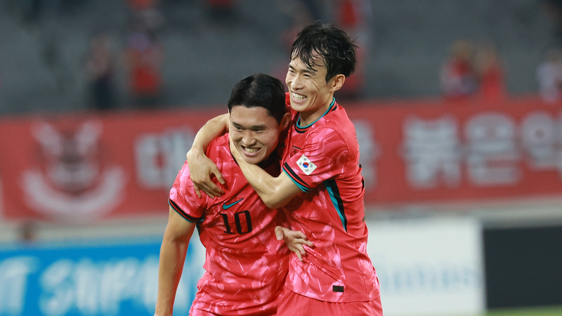 South_Korea_Overpowers_China_3_0_in_East_Asian_Cup_Opener