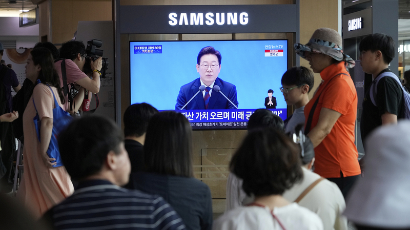 South Korea’s Lee Jae-myung Uncertain on US Trade Deal by July 8 South_Korea_s_Lee_Jae_myung_Uncertain_on_US_Trade_Deal_by_July_8