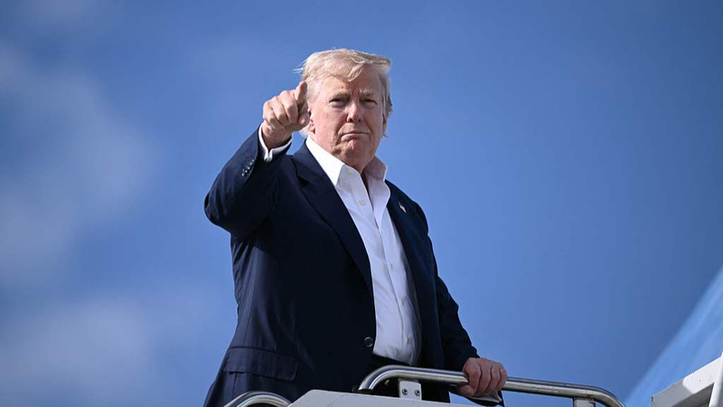Trump Sets 10-Day Deadline for Russia on Ukraine Crisis Trump_Sets_10_Day_Deadline_for_Russia_on_Ukraine_Crisis