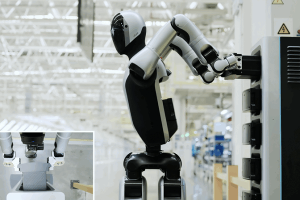UBTech’s Walker S2: First Robot to Autonomously Swap Its Own Batteries UBTech_s_Walker_S2__First_Robot_to_Autonomously_Swap_Its_Own_Batteries video poster