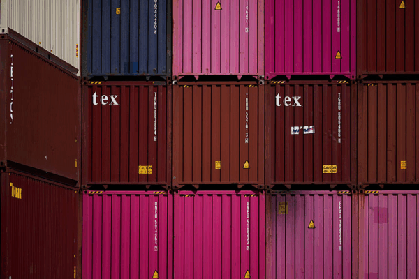 US Tariff Delays Erode Trade Momentum US_Tariff_Delays_Erode_Trade_Momentum