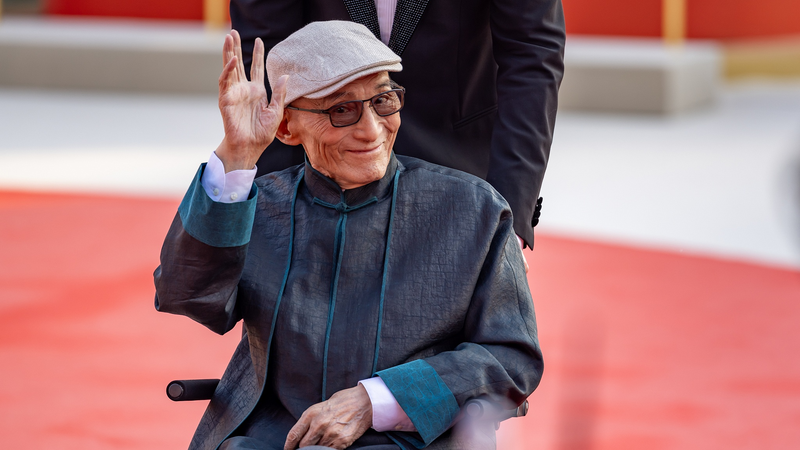 Xi_Praises_92_Year_Old_Actor_You_Benchang_for_Joining_CPC