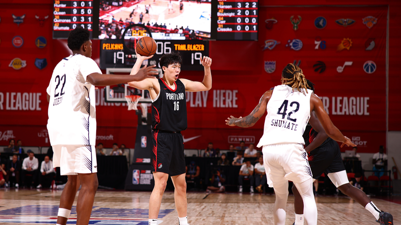 Yang Hansen Shines with 15 Points as Trail Blazers Top Pelicans Yang_Hansen_Shines_with_15_Points_as_Trail_Blazers_Top_Pelicans