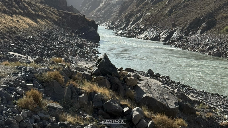 Yarlung Zangbo Canyon: Earth’s Deepest Rift Beckons Adventurers Yarlung_Zangbo_Canyon__Earth_s_Deepest_Rift_Beckons_Adventurers