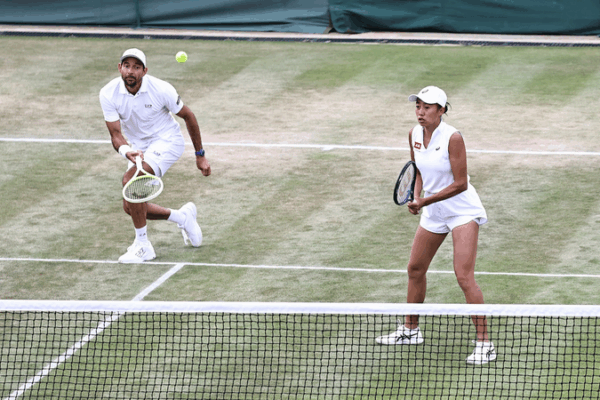 Zhang_Shuai___Arevalo_Upset_Champions_to_Reach_Wimbledon_Mixed_Semis