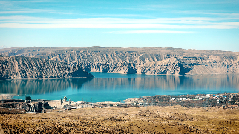 Longyangxia Hydropower Station: Powering and Protecting Qinghai’s Gorge Longyangxia Hydropower Station: Powering and Protecting Qinghai’s Gorge