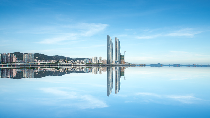 45_Years_of_China_s_SEZs__From_Fishing_Villages_to_Global_Innovation_Hubs