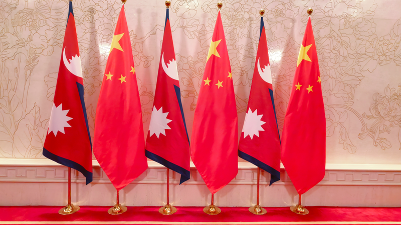 Xi Jinping Meets Nepal’s PM Oli in Tianjin