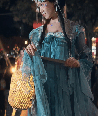 Datang Everbright City in Xi’an Lights Up the Night Datang Everbright City in Xi’an Lights Up the Night video poster