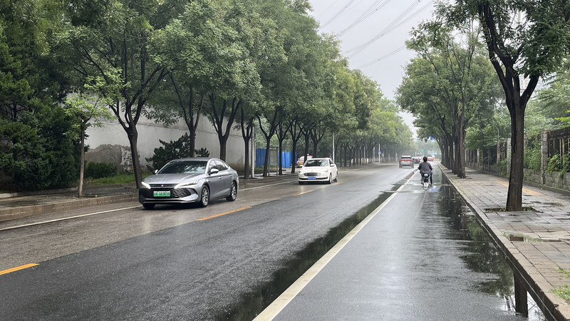 Beijing_Issues_Top_Rainstorm_Alert__Evacuates_82_000_Amid_Flood_Risks