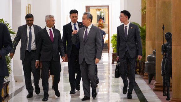 China, India Unveil 10-Point Roadmap for Next-Level Cooperation China__India_Unveil_10_Point_Roadmap_for_Next_Level_Cooperation