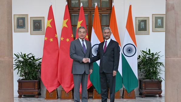 China & India Vow to Sustain Bilateral Momentum China___India_Vow_to_Sustain_Bilateral_Momentum