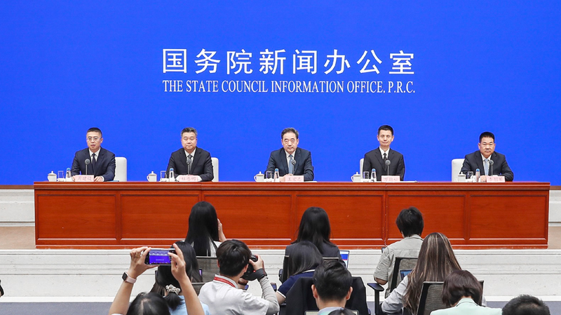 Chinese_Mainland_Powers_Global_Green_Energy_Shift__Renewables_to_60__by_2025
