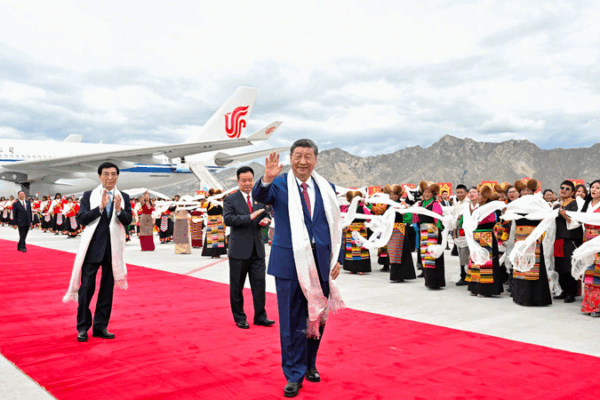 Xi Jinping Lands in Lhasa for Xizang’s 60th Anniversary Xi Jinping Lands in Lhasa for Xizang’s 60th Anniversary