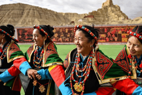 Data Shows Tibetan Culture Flourishing in Xizang Data_Shows_Tibetan_Culture_Flourishing_in_Xizang