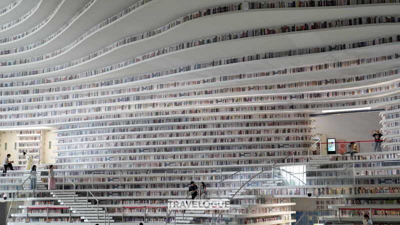 Dive_into_the_Futuristic_Wonder_of_Tianjin_Binhai_Library