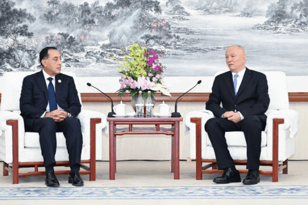 Cai Qi Meets Egypt’s PM Madbouly at SCO Summit to Deepen China–Egypt Ties Cai Qi Meets Egypt’s PM Madbouly at SCO Summit to Deepen China–Egypt Ties
