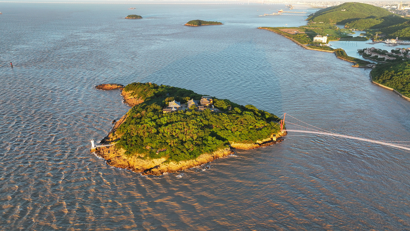 H4W40EWQZE6LB0MN5F9Z - My Global News: Voices of a New Era Minghu Lake’s Harmony: Wetlands and Pastoral Charm in Zhejiang video poster