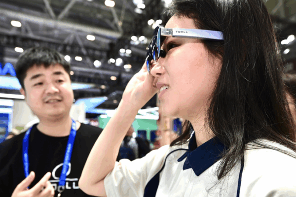 Inside Shenzhen’s Optics Revolution: How Glass and AI Reflect the Chinese Mainland’s Tech Rise Inside Shenzhen’s Optics Revolution: How Glass and AI Reflect the Chinese Mainland’s Tech Rise