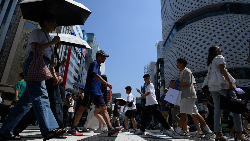 Tokyo Endures Record 10-Day Heatwave Above 35°C Tokyo Endures Record 10-Day Heatwave Above 35°C