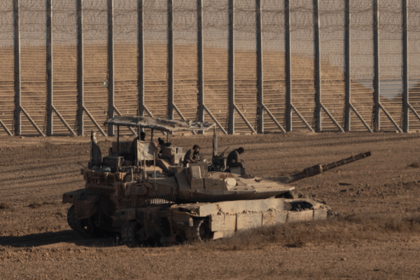 Israeli Tanks Advance Near Gaza City as UN Sounds Alarm on Famine Israeli_Tanks_Advance_Near_Gaza_City_as_UN_Sounds_Alarm_on_Famine