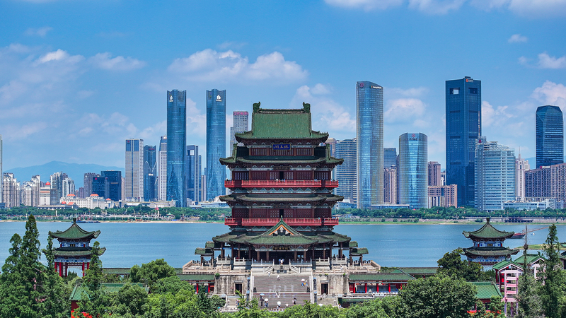JHMI9NXHNV0AY25T31LW - My Global News: Voices of a New Era Revisiting Nanchang’s Pavilion of Prince Teng: Ancient Majesty Meets Modern Wanderlust video poster