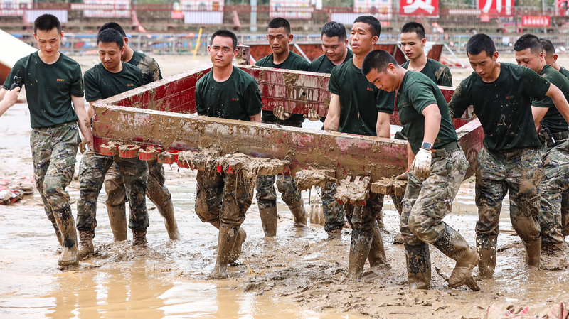 PLA’s Guizhou Flood Rescue Highlights Humanitarian Mission PLA_s_Guizhou_Flood_Rescue_Highlights_Humanitarian_Mission