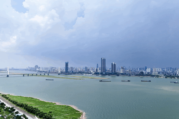 Nanchang’s Qiushui Square Skyline: Asia’s 2nd-Largest Musical Fountain Spectacle Nanchang’s Qiushui Square Skyline: Asia’s 2nd-Largest Musical Fountain Spectacle video poster