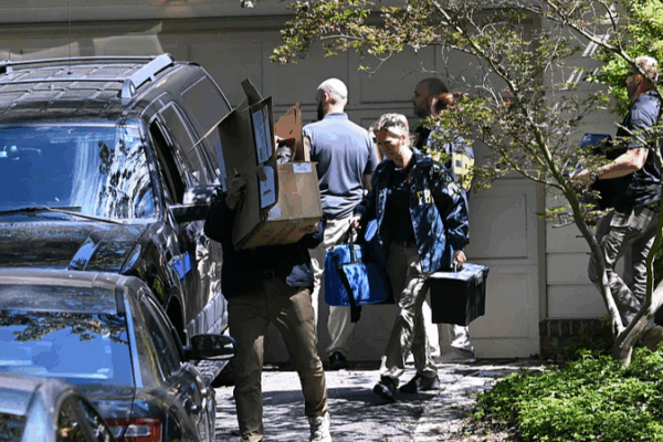 FBI Searches John Boltonās Home in High-Stakes Security Probe FBI Searches John Boltonās Home in High-Stakes Security Probe